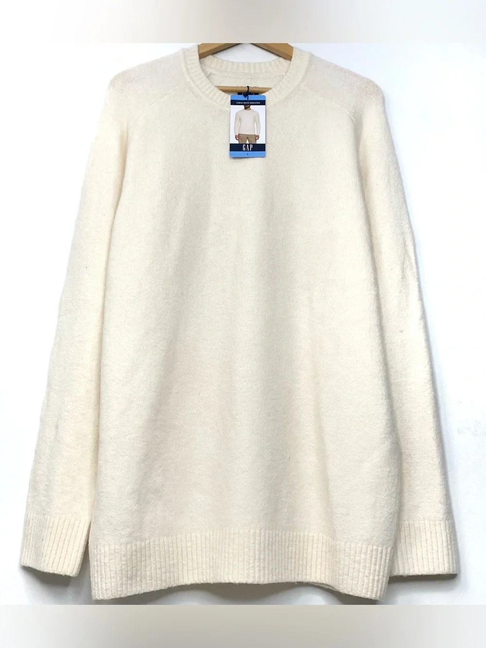 NWT Gap Men’s Soft & Comfortable Cream Relaxed Fit  Crewneck Sweater Size Large